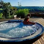 1 Logis A - Piscine & B&B