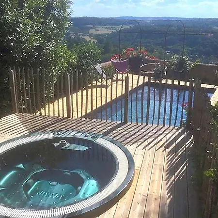 1 Logis A - Piscine & 4* Domme
