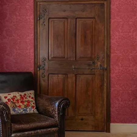 1 Logis A - Piscine & Oda ve Kahvaltı Domme