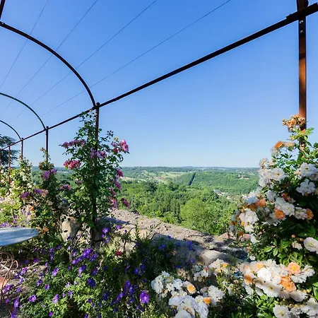 לינה וארוחת בוקר 1 Logis A - Piscine & דום