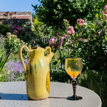 1 Logis A - Piscine & Bed & Breakfast