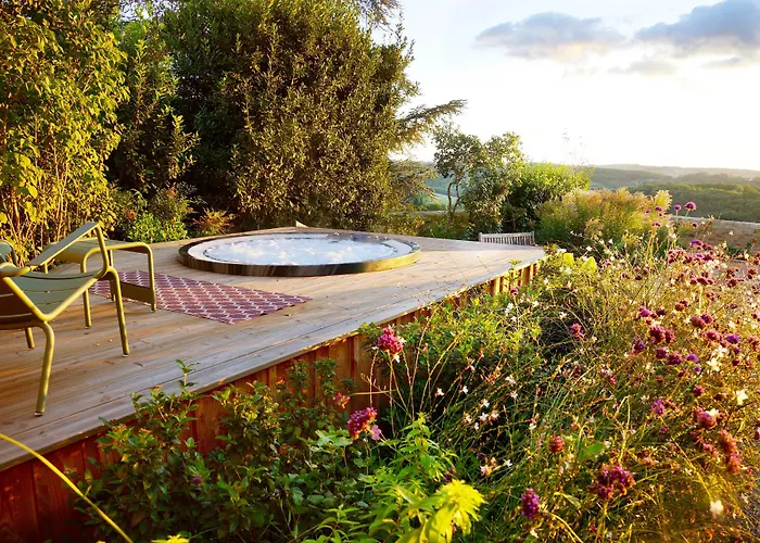 1 Logis A - Piscine & לינה וארוחת בוקר